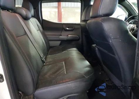 2021 Toyota Tacoma Double Cab z USA, uszkodzony, nr VIN 5TFCZ5AN0MX260440